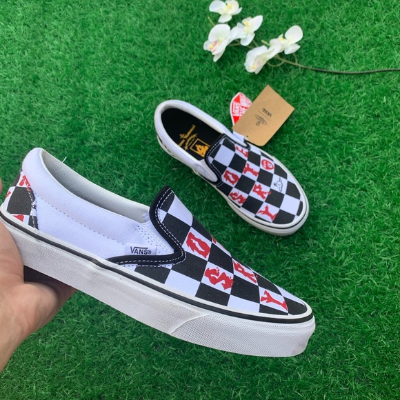 Vans Classic Slip on Shoes - Picture 4 of 12